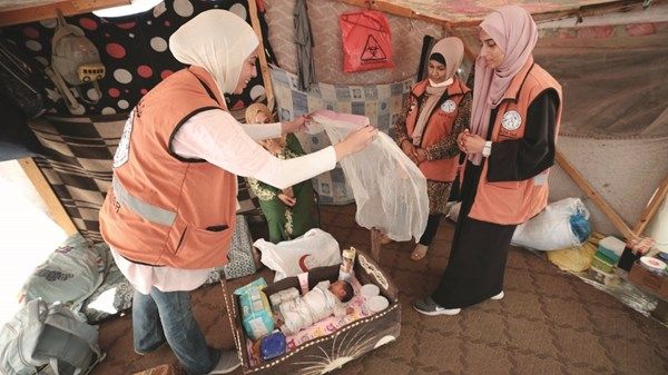 الدعم الإماراتي للشعب الفلسطيني.. عام من العطاء المتواصل