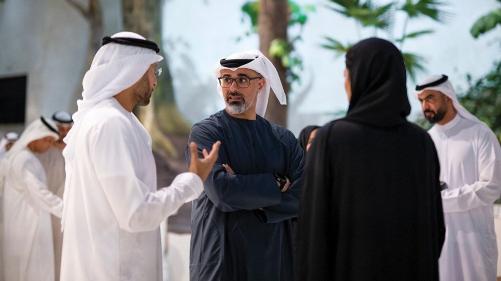 خالد بن محمد بن زايد يطلع على مستجدات المنطقة الثقافية في السعديات