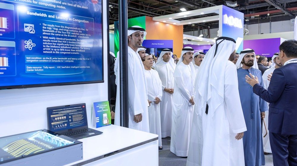 محمد بن راشد يزور «جيتكس جلوبال 2024».. ويطلع على مشاركات كبار صناع التكنولوجيا حول العالم