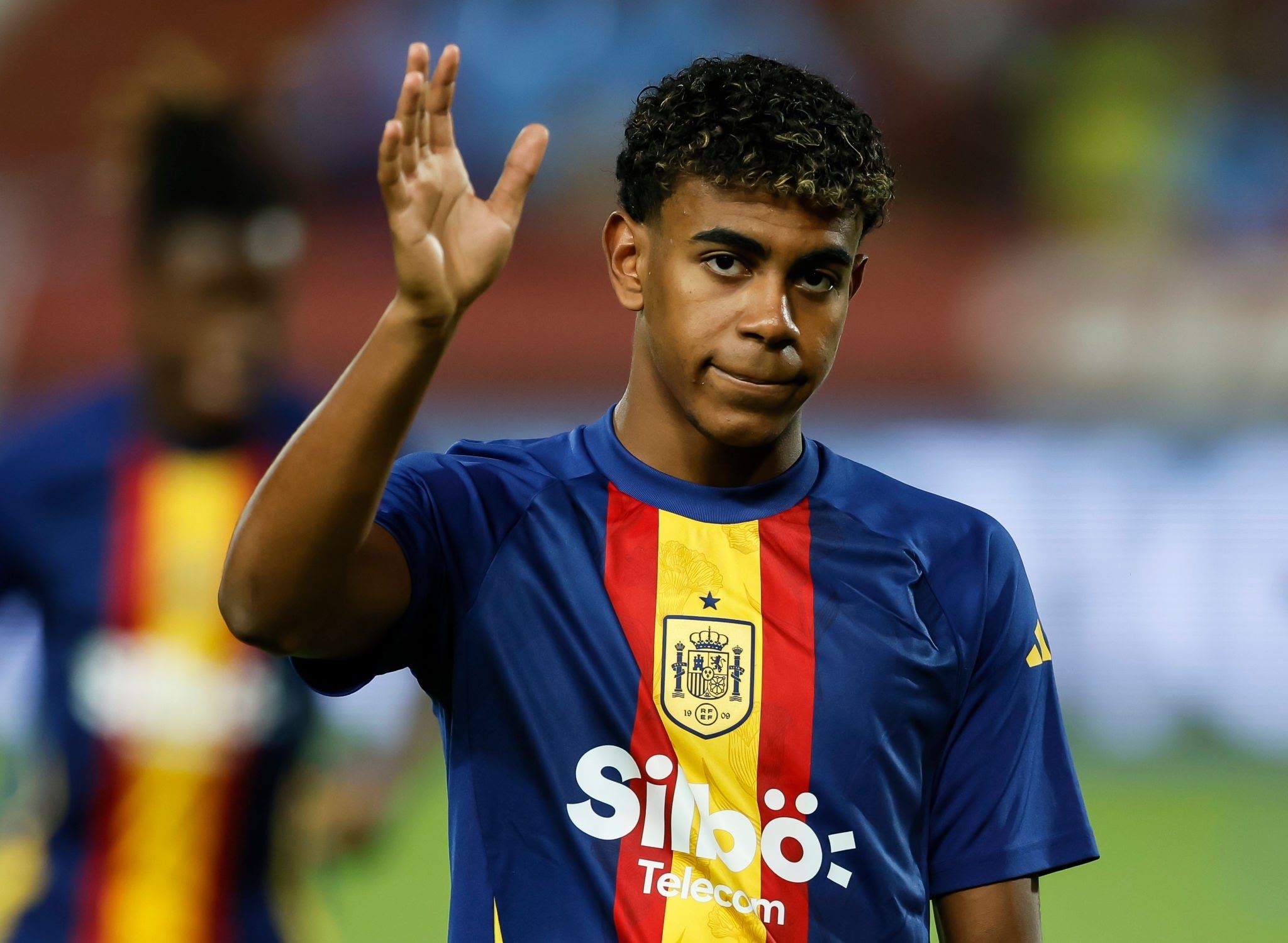 الامارات | غادر الملعب يعرج.. برشلونة يؤكد إصابة جمال قبل مواجهتي ميونيخ ومدريد
