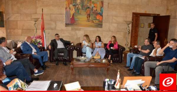 وزير الشؤون تابع مع محافظ الشمال موضوع النزوح وتفقدا مركز عمليات ادارة الكوارث في سرايا طرابلس