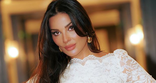 نادين نجيم تُعلن انفصالها عن خطيبها: “أنا عزباء ومباركة”