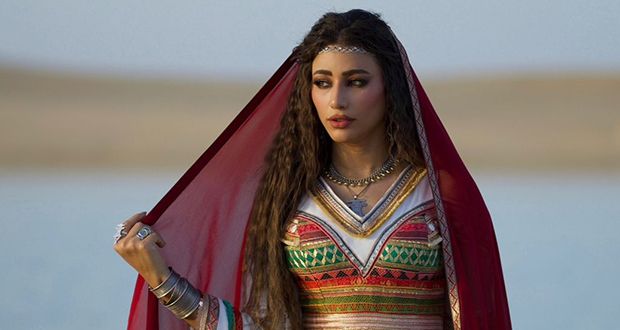 هايدي موسى تغني باللهجة السيناوية في “لسه صبية”.. ووالدها مفاجأة الكليب