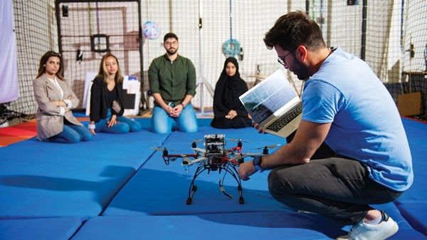 افتتاح مؤتمر «آيروس» في أبوظبي اليوم