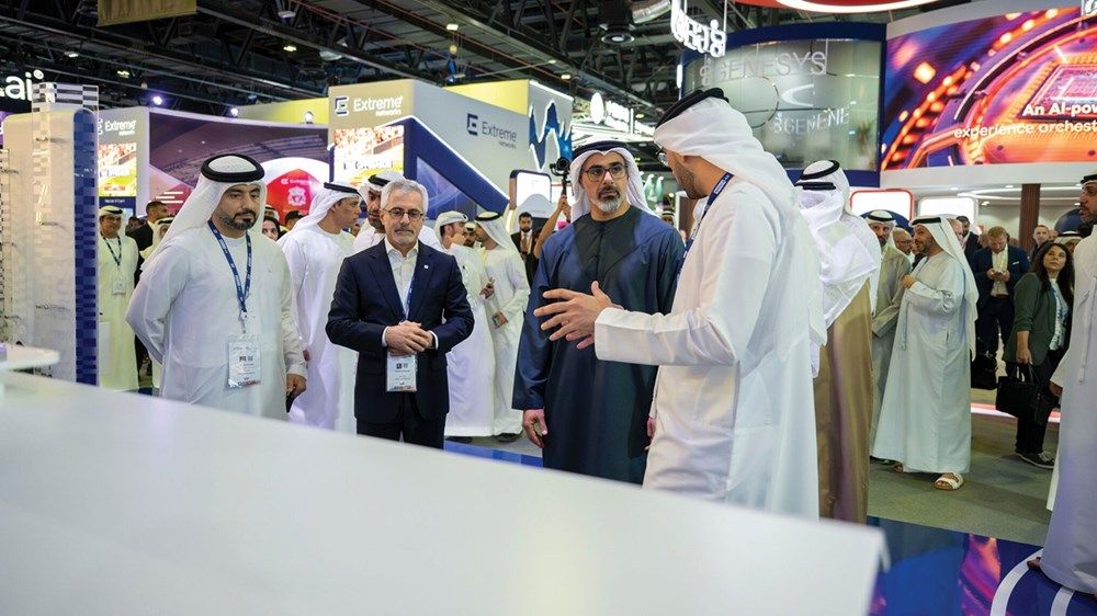 خالد بن محمد بن زايد يزور معرض "جيتكس العالمي 2024"
