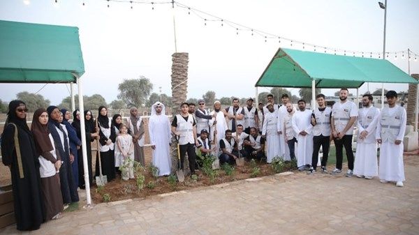 «تكاتف» في رأس الخيمة ينظم مبادرة لزراعة شتلات