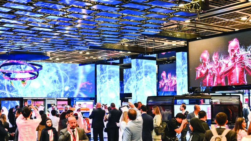 الامارات | 7 خدمات رقمية تستعرضها «الإمارات للفضاء»