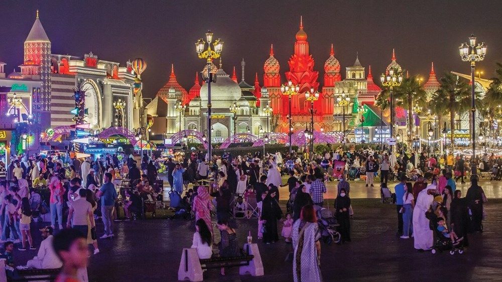 القرية العالمية تفتح أبوابها غداً.. شاهد العالم في دبي