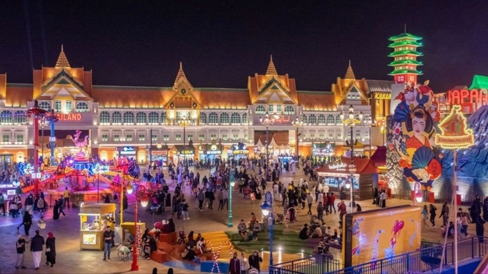 القرية العالمية تفتح أبوابها غداً.. شاهد العالم في دبي