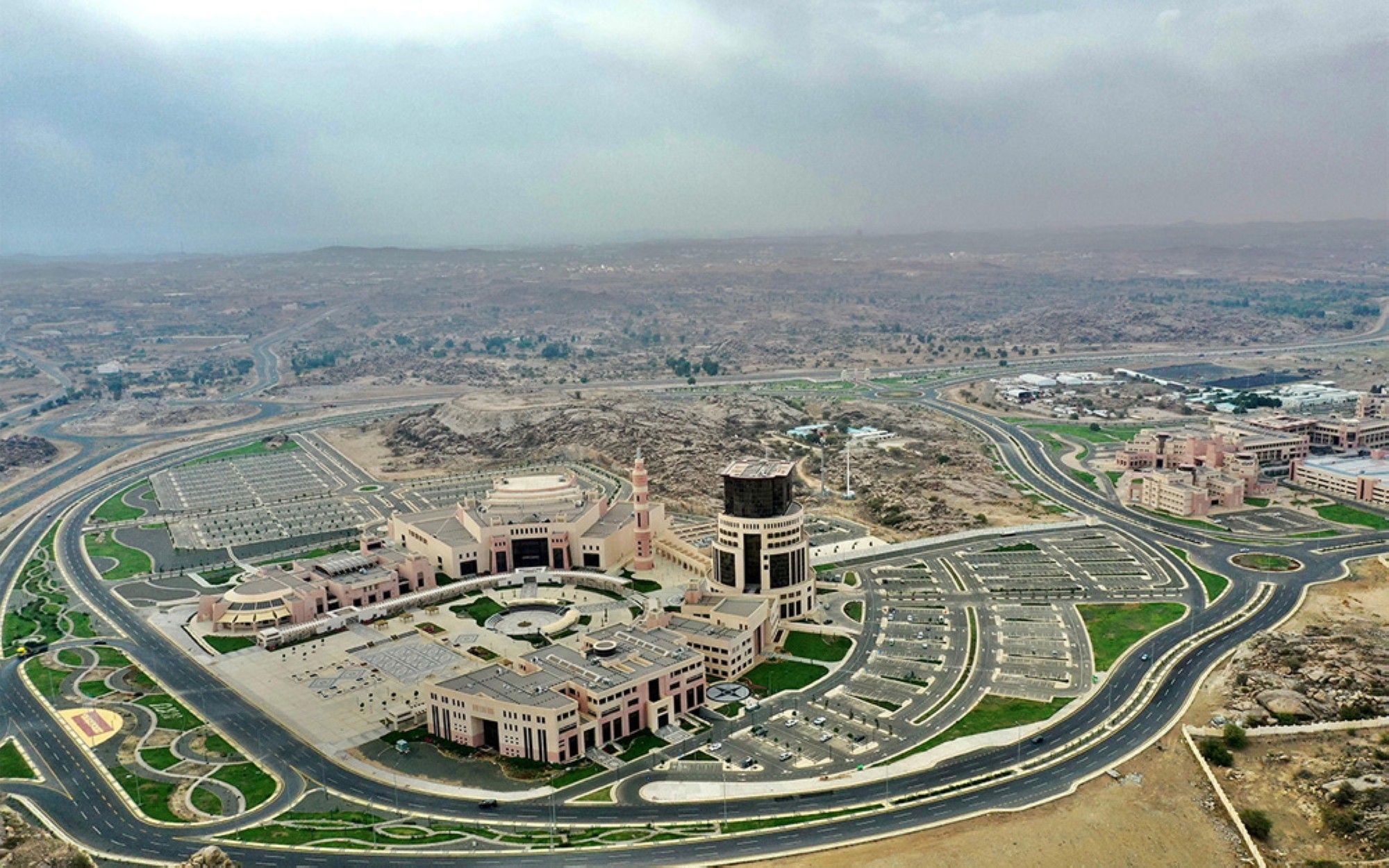 وظائف صحية وإدارية لدى ⁧‫جامعة الملك خالد