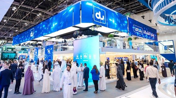 الرئيس التنفيذي للشركة لـ«الاتحاد»: 40% حصة الهواتف المتحركة الداعمة لـ5G على شبكة «دو»