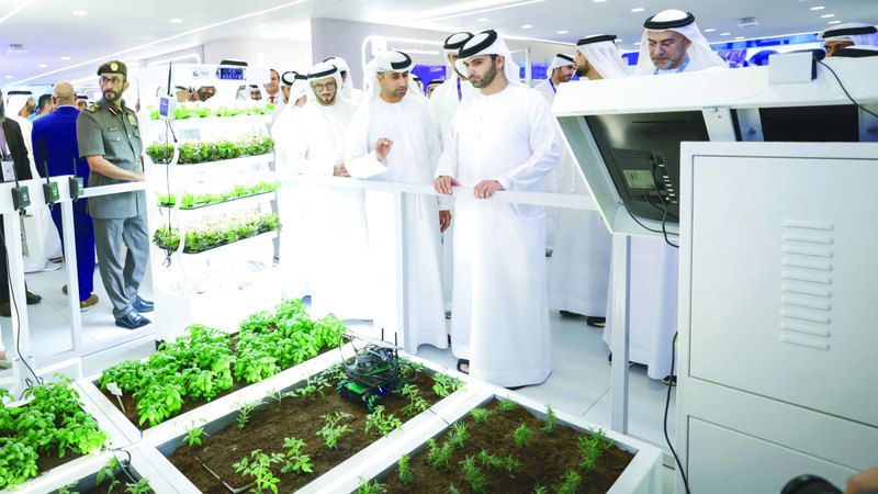الامارات | منصور بن محمد: «جيتكس» يرسخ مكانة دبي عاصمة عالمية للاقتصاد الرقمي