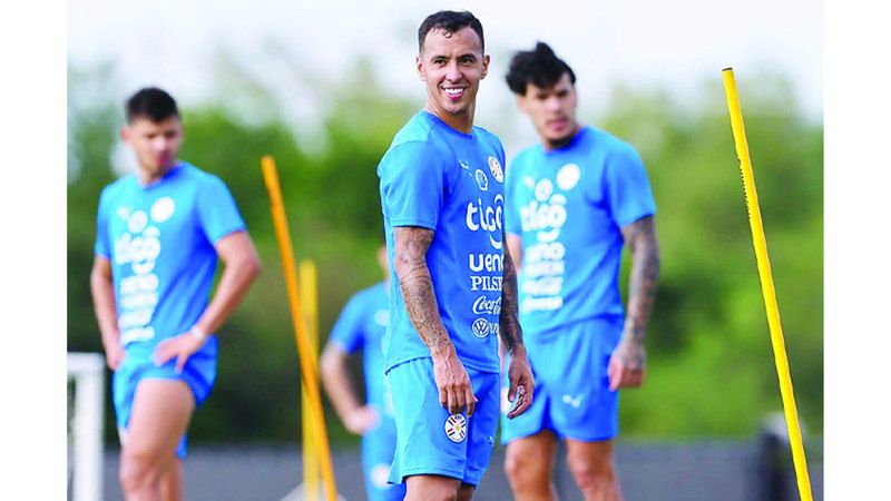 الامارات | لاعب العين يقطع 68 ساعة سفر عبر 6 دول في شهر أكتوبر