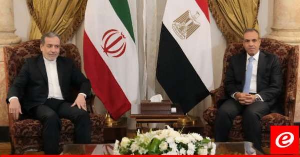وزير الخارجية الايراني التقى نظيره المصري في القاهرة لبحث الوضع الاقليمي