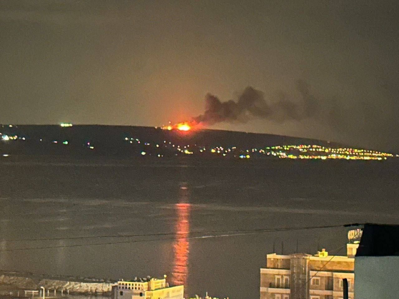 مستوطنون يخلون منازلهم في كريات شمونة بعد صواريخ حزب الله الحارقة