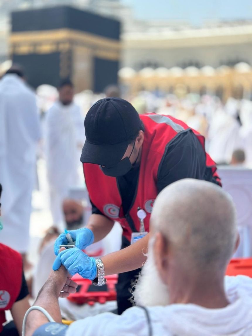 الهلال الأحمر بمكة يحق 82.277 ساعة تطوعية خلال الربع الثالث من 2024