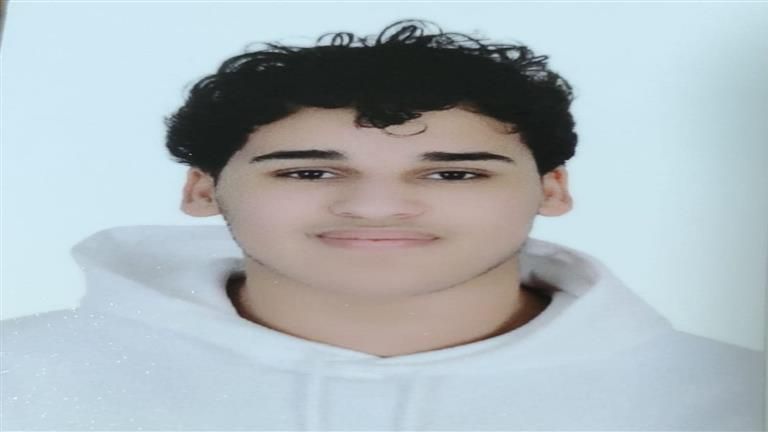 آمال "عمر" تنتهي في أول شهر جامعة.. حكاية مؤلمة من "أتوبيس الجلالة"(صور)