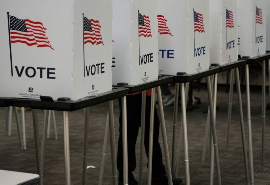 انطلاق انتخابات الرئاسة المبكرة في ولاية نورث كارولينا الأمريكية