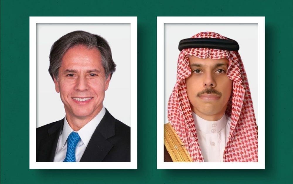 وزير الخارجية يناقش مستجدات المنطقة  مع نظيره الأمريكي