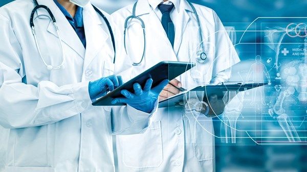 «طب المستقبل».. حلول «ذكية» لصحة أفضل