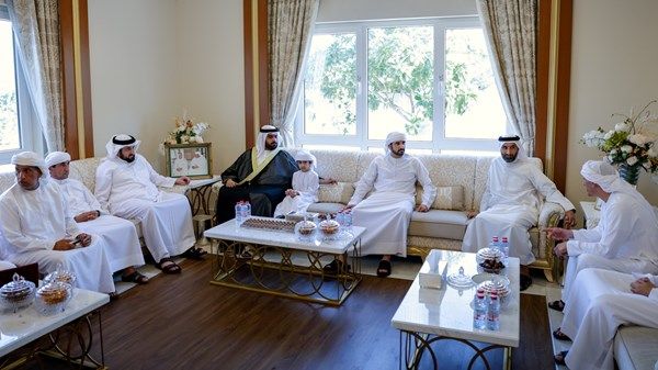 حمدان بن محمد وأحمد بن محمد يحضران أفراح الحميري والمنصوري