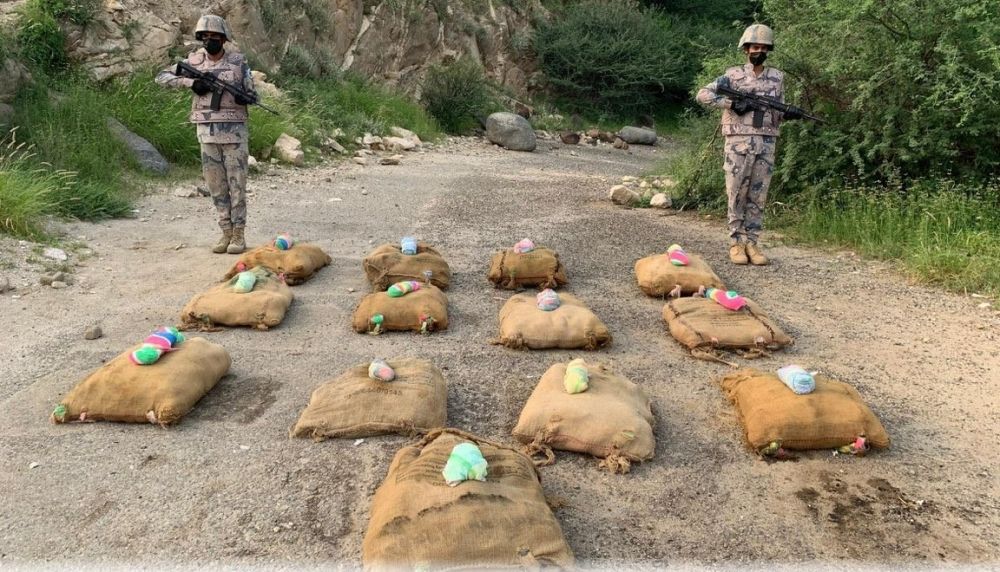 في 3 مناطق.. إحباط تهريب وترويج 740 كيلوجرامًا من المخدرات