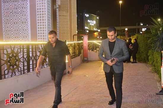 مدحت العدل ورامى صبرى فى عزاء أحمد على موسى بمسجد الشرطة