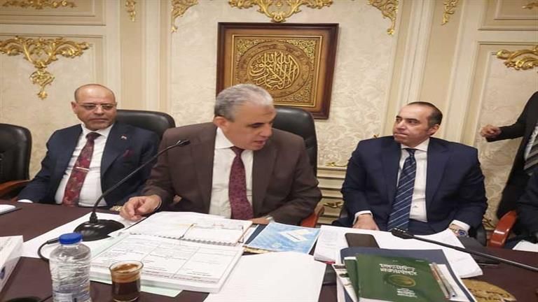 القوي العاملة بالبرلمان توافق من حيث المبدأ على قانون العمل الجديد