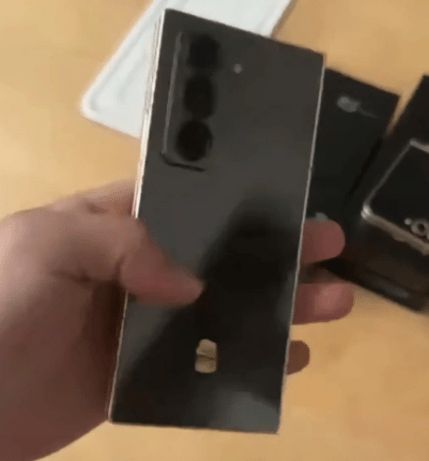 تكنولوجيا: صور حية لإصدار سامسونج المرتقب Galaxy Z Fold Special Edition