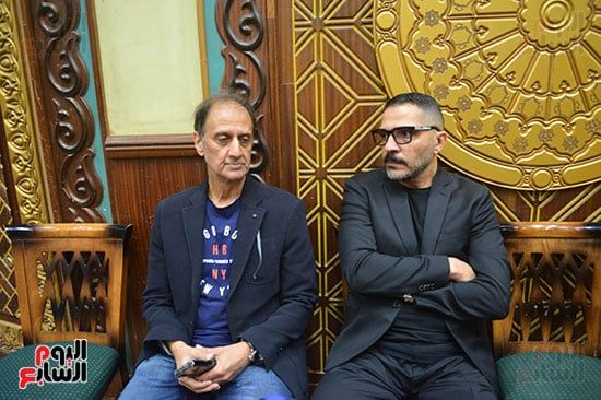 مدحت العدل ورامى صبرى فى عزاء أحمد على موسى بمسجد الشرطة