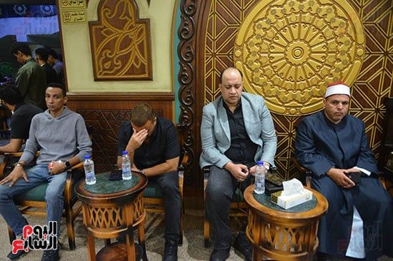 مدحت العدل ورامى صبرى فى عزاء أحمد على موسى بمسجد الشرطة