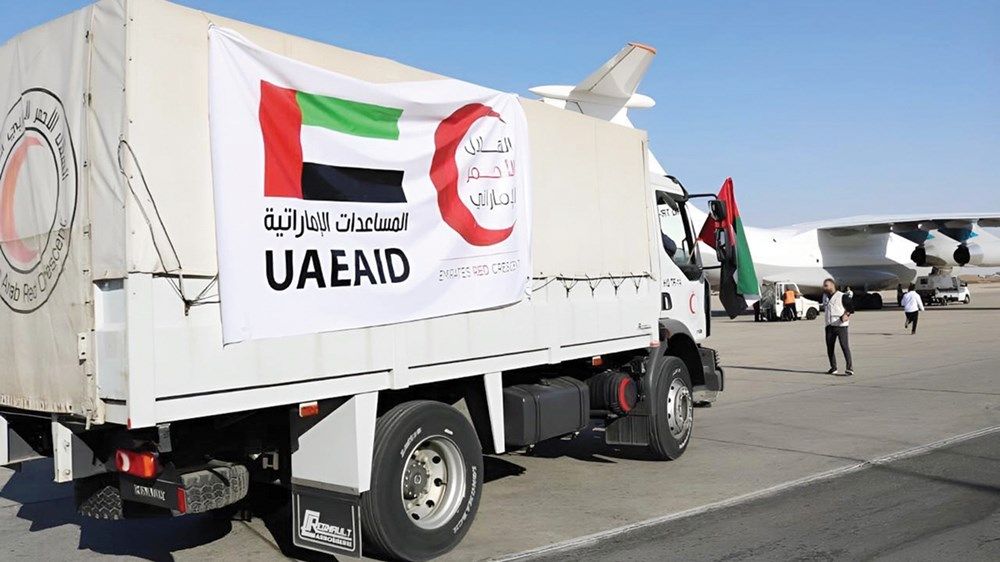 أول طائرة مساعدات إماراتية تصل إلى دمشق لدعم اللاجئين اللبنانيين والسوريين العائدين من لبنان