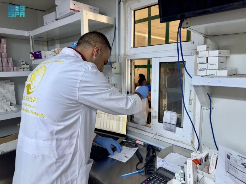 مركز الملك سلمان يقدم خدمات طبية لـ 2.605 لاجئين في مخيم الزعتري