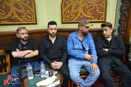 مدحت العدل ورامى صبرى فى عزاء أحمد على موسى بمسجد الشرطة