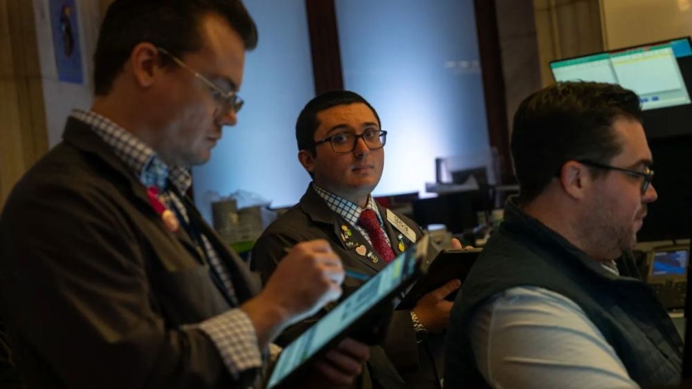 3 محاذير تثير قلق مستثمري الأسهم الأمريكية مع اقتراب نهاية 2024