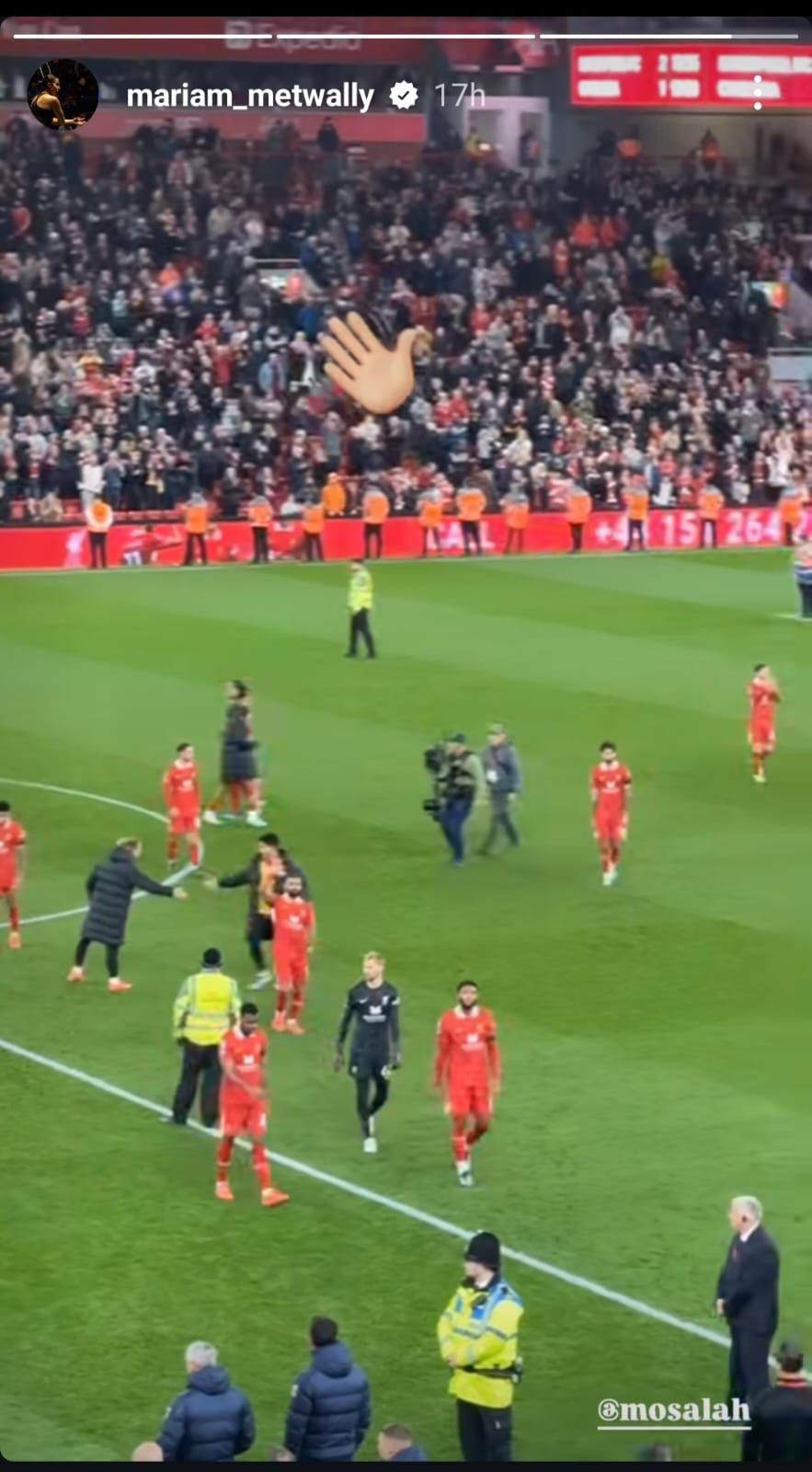 مريم متولي لاعبة الاسكواش تؤازر محمد صلاح فى آنفيلد والفرعون يرد التحية