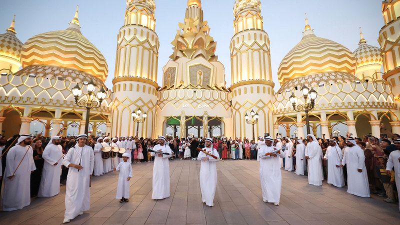 الامارات | حفاوة على «بوابة العالم» في دبي