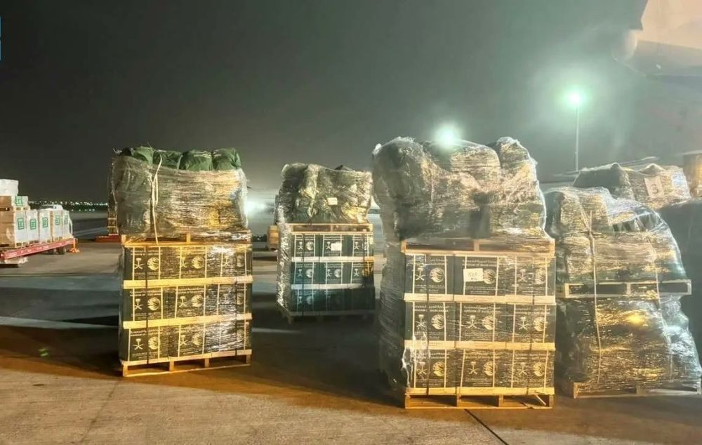 مغادرة الطائرة السعودية العاشرة ضمن الجسر الجوي لإغاثة لبنان