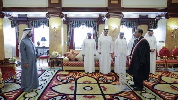 أمام محمد بن راشد.. 3 قضاة جدد في محاكم دبي يؤدون اليمين القانونية