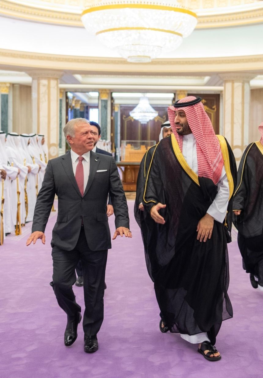 ولي العهد وملك الأردن يشددان على الوقوف الكامل إلى جانب فلسطين ولبنان