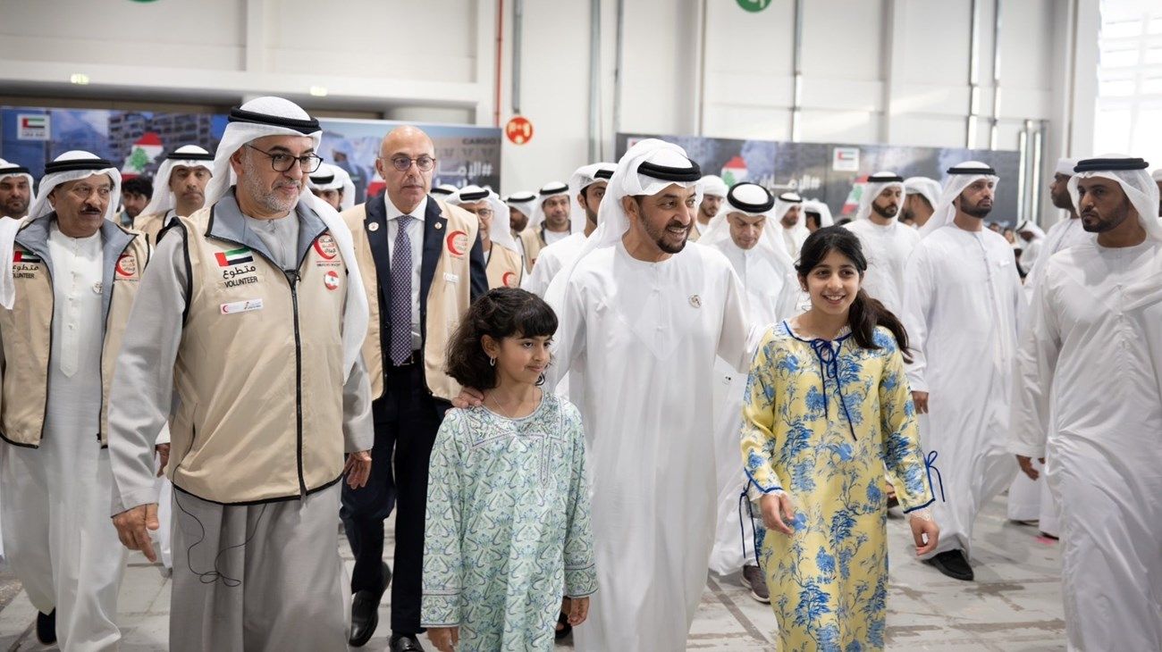 حمدان بن زايد: حملة «الإمارات معك يا لبنان» لاقت تفاعلاً جماهيرياً كبيراً