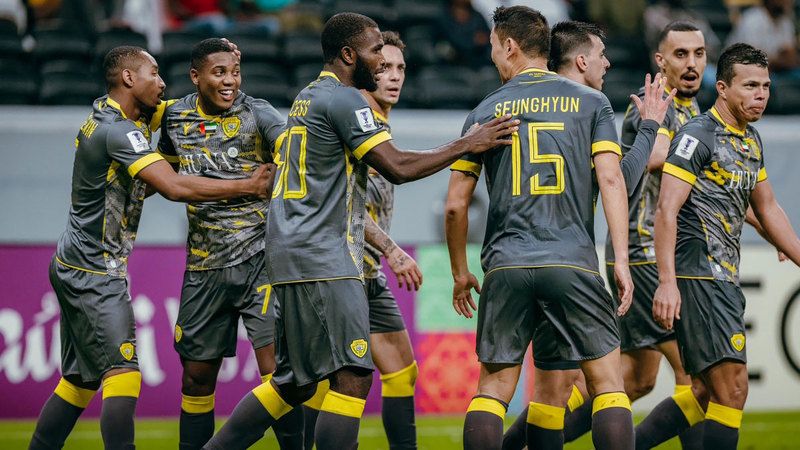 الامارات | الوصل يعود من «البيت» بابتسامة عريضة