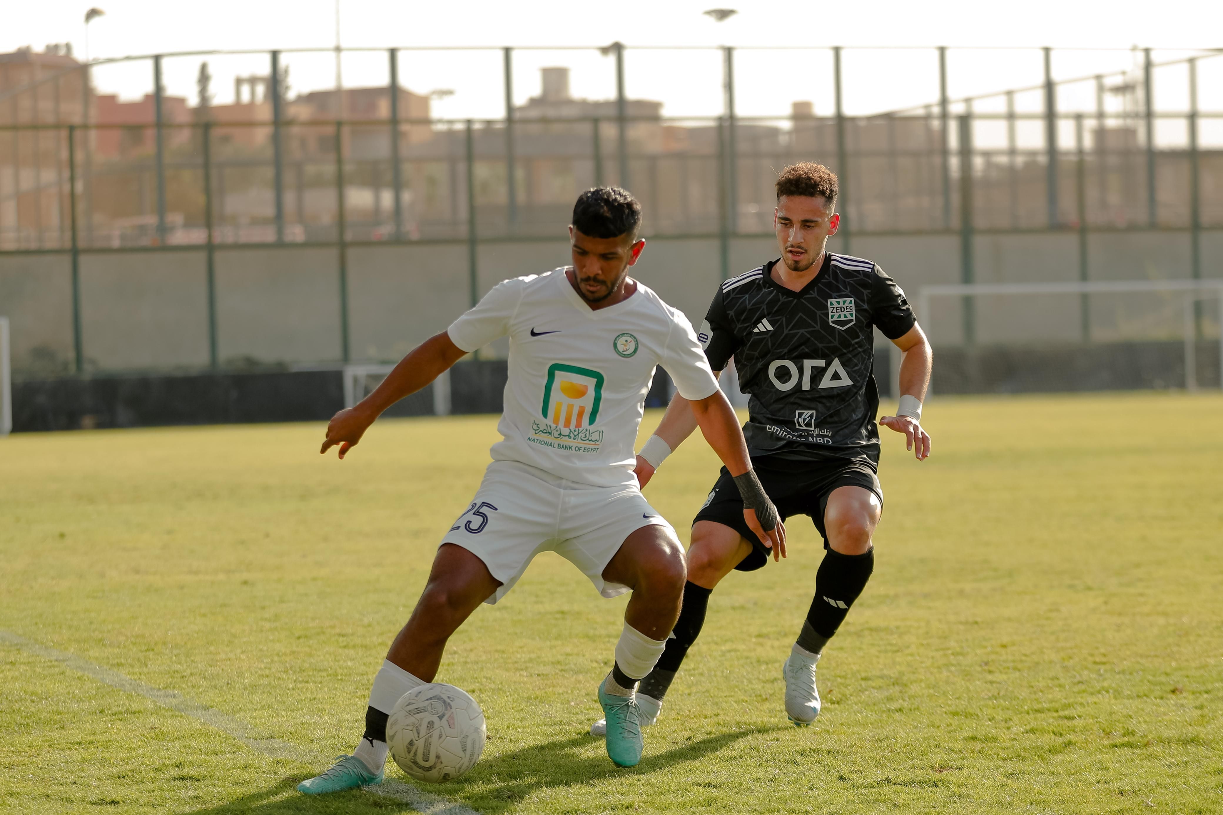 البنك الأهلى يفوز على زد بثنائية استعداداً لمواجهة الزمالك .. صور