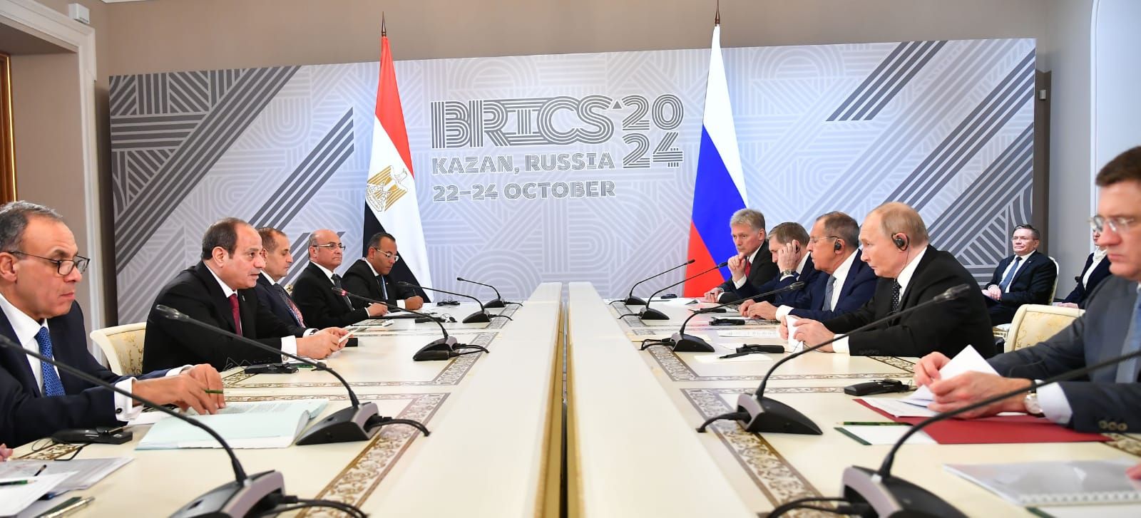 السيسي وبوتين يؤكدان ضرورة التوصل لوقف إطلاق نار فوري في غزة ولبنان