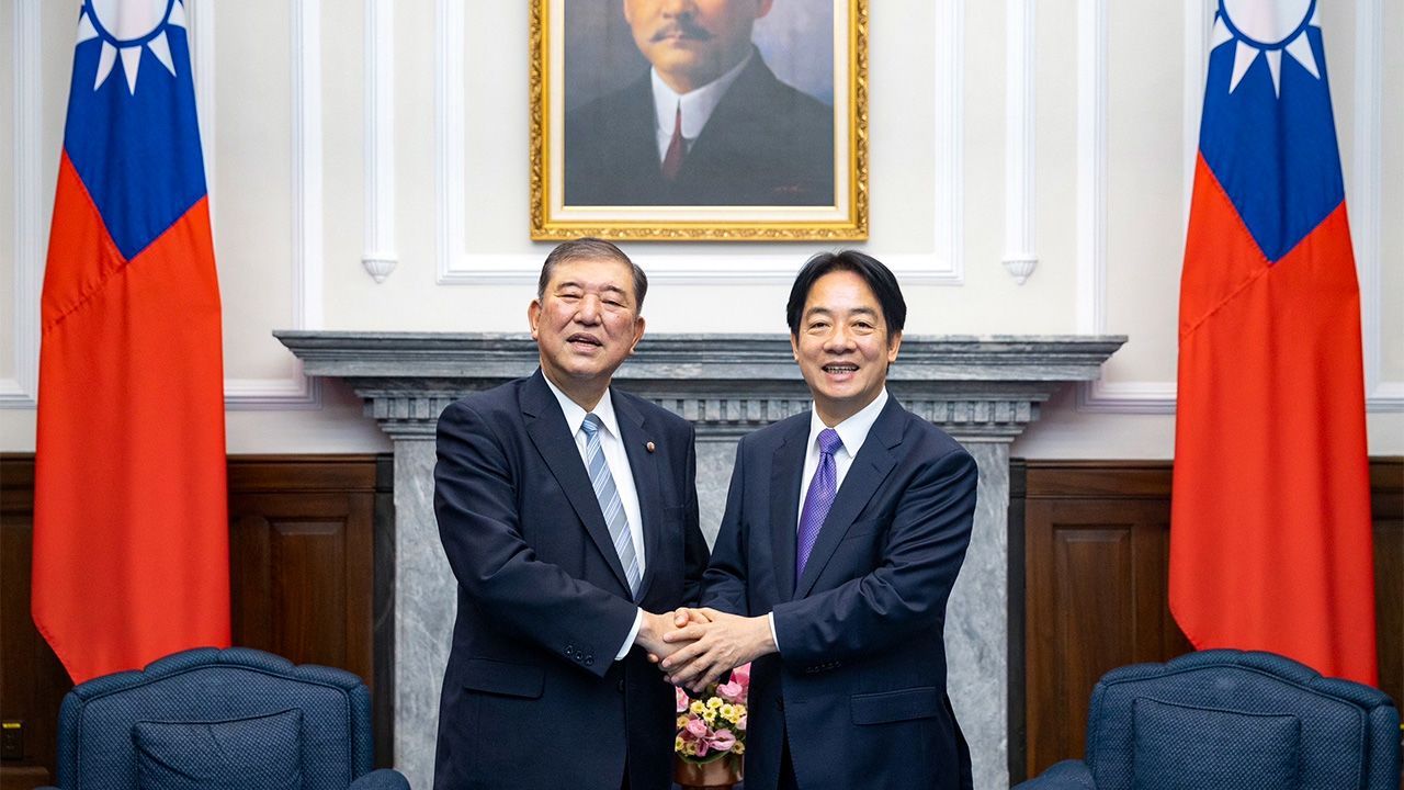 اليابان | رئيس الوزراء الياباني الجديد: بين مطرقة الإصلاح السياسي سندان الأزمات الأمنية والاقتصادية