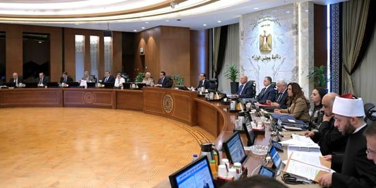 مجلس الوزراء يوافق على 13 قرارا خلال اجتماعه الأسبوعى.. تعرف عليها