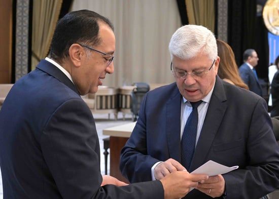 مجلس الوزراء يوافق على 13 قرارا خلال اجتماعه الأسبوعى.. تعرف عليها