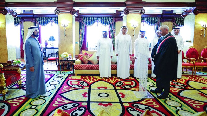 الامارات | أمام محمد بن راشد.. 3 قضاة جدد في محاكم دبي يؤدون اليمين القانونية