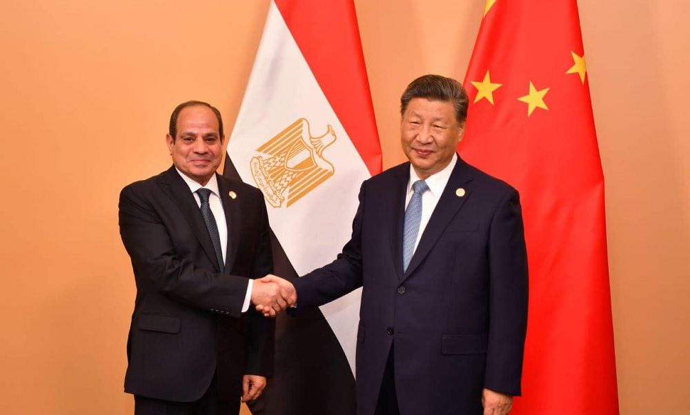 التحذير من حرب إقليمية.. تفاصيل لقاء الرئيس السيسي ونظيره الصيني في روسيا