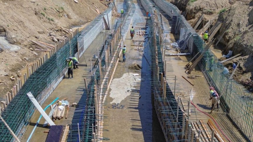 صور.. توسيع شبكة تصريف مياه الأمطار والسيول في الطائف